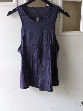 Lululemon Tank size 6